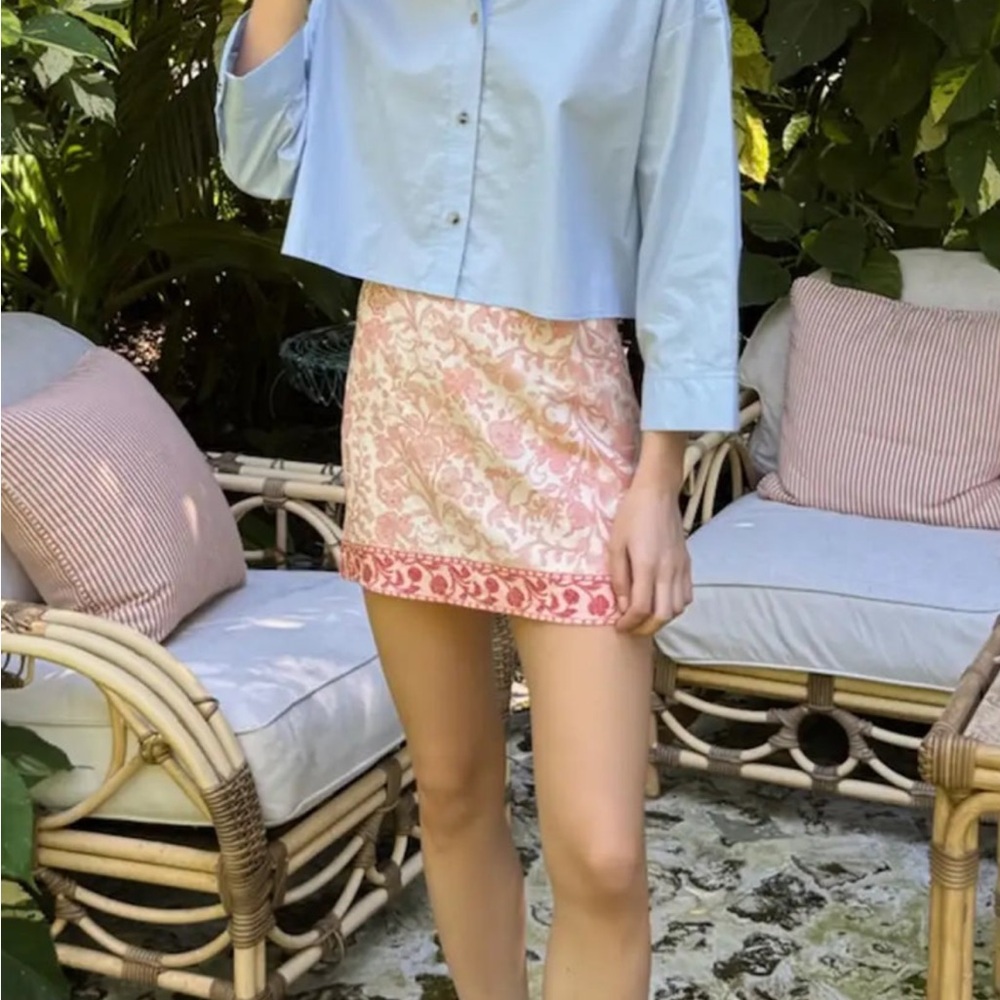 New with tags! Hunter Bell Pink Patterned Skirt size 8